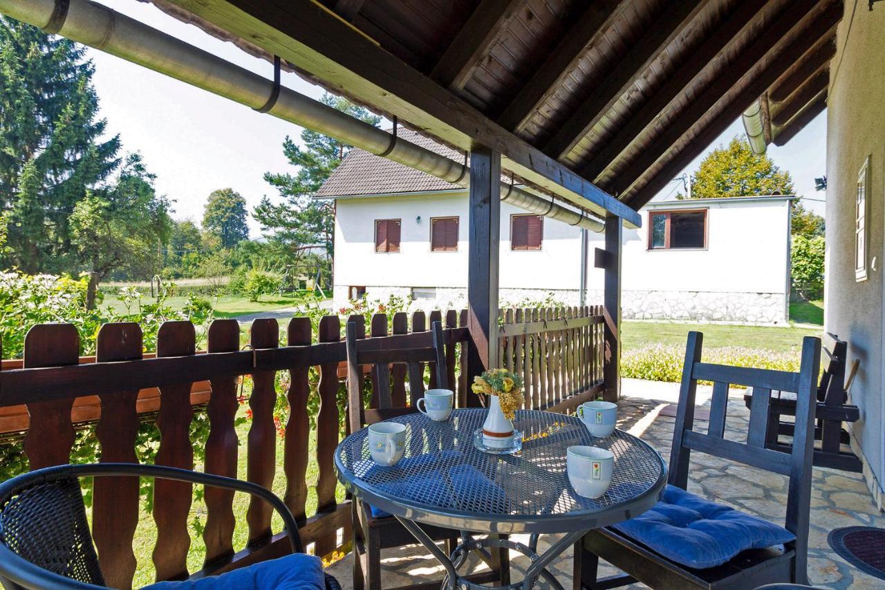 Milan In Rastovaca Villa ภายนอก รูปภาพ